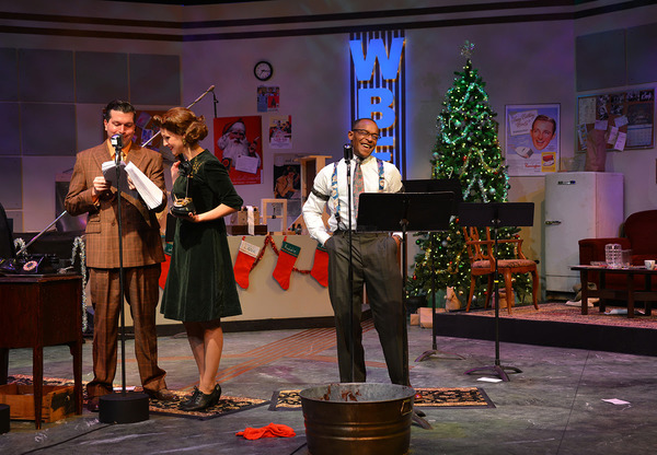 Photo Flash: IT'S A WONDERFUL LIFE: A LIVE RADIO PLAY at Shea's 710 Theatre Image