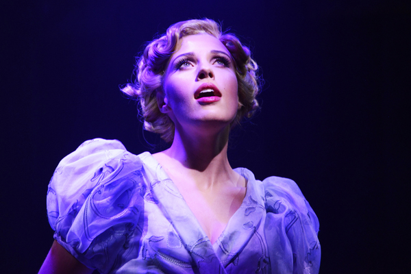 Photo Flash: First Look at BARNUM at Menier Chocolate Factory Image