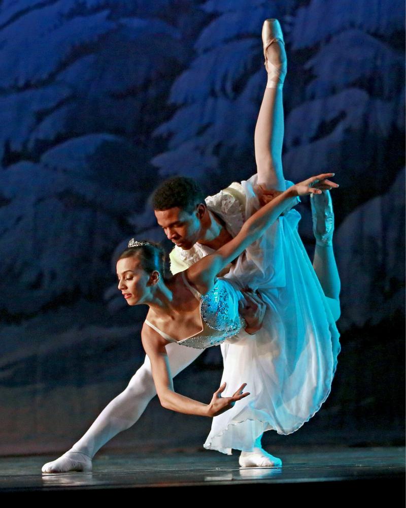 Review: THE NUTCRACKER Brings Traditional Holiday Cheer at the Oncenter Crouse Hinds Theater 