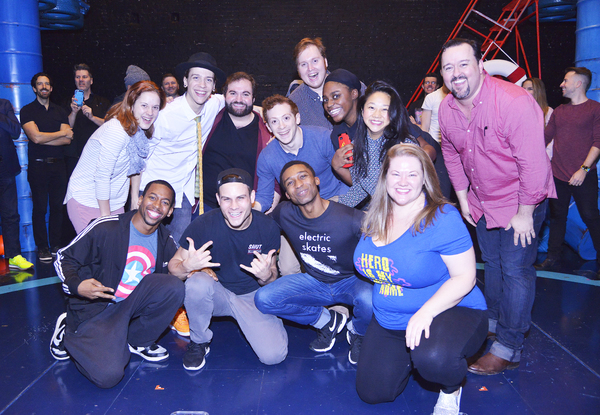 Photo Flash: Curtis Holbrook Takes Home the Gypsy Robe for SPONGEBOB SQUAREPANTS! Image