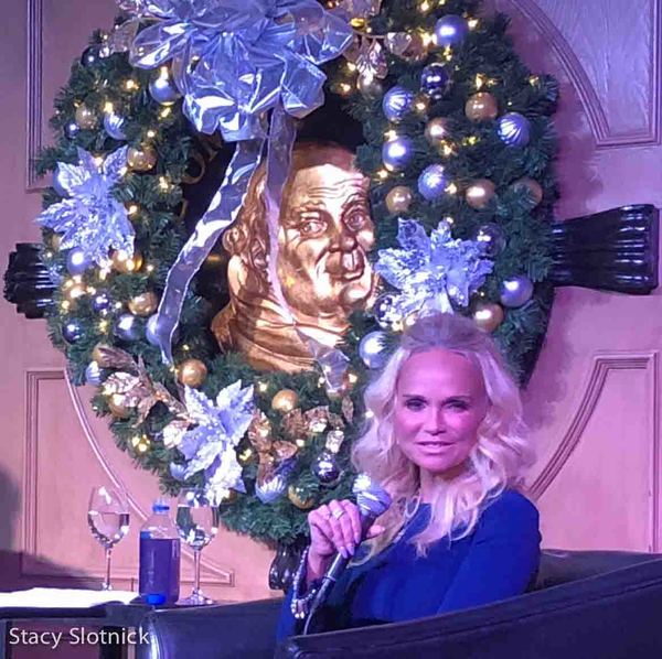 Photo Coverage: Kristin Chenoweth Gets Her Own Chair and a Standing Ovation at the Friars Image