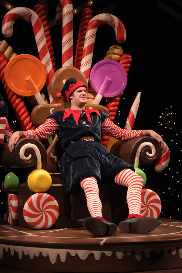 Photo Flash: TheatreWorks Silicon Valley presents THE SANTALAND DIARIES Image
