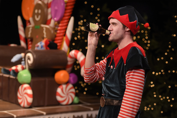 Photo Flash: TheatreWorks Silicon Valley presents THE SANTALAND DIARIES Image