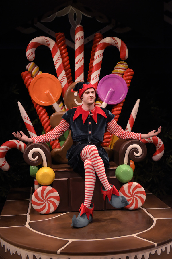 Photo Flash: TheatreWorks Silicon Valley presents THE SANTALAND DIARIES Image