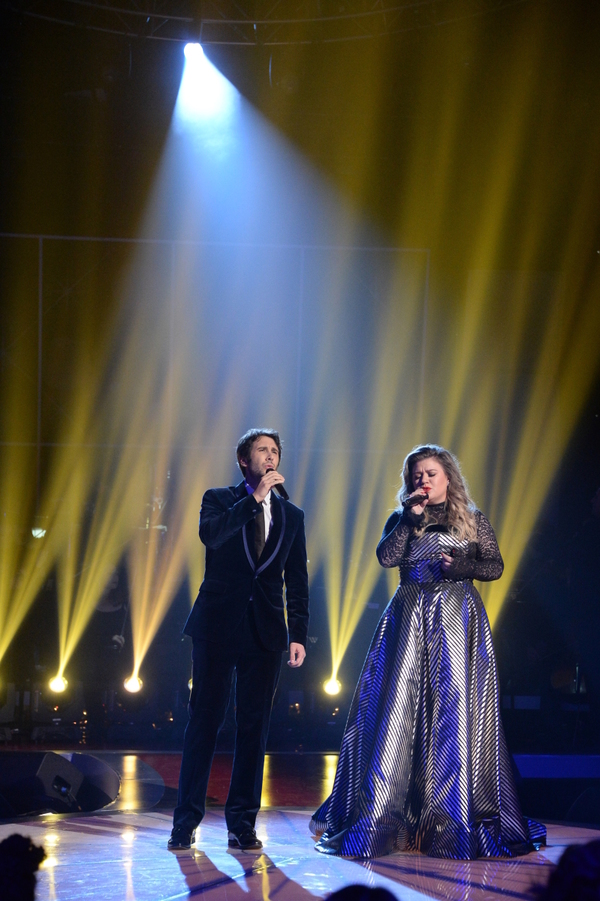 Photo Flash: First Look - Josh Groban Headlines CBS's HOME FOR THE HOLIDAYS Image