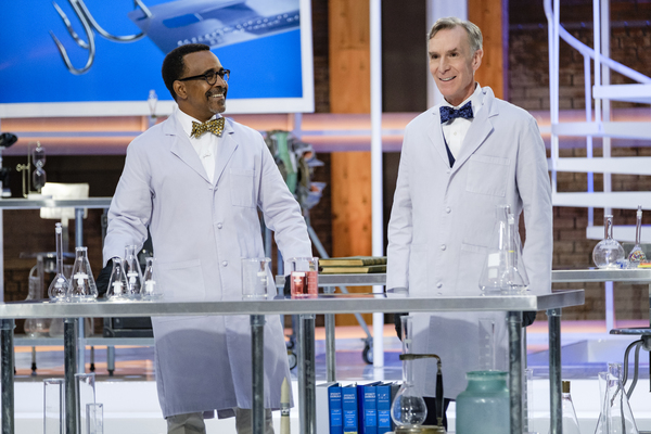 First Look - BILL NYE SAVES THE WORLD Returns to Netflix 12/29 Image