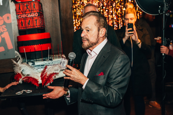 Photo Flash: CHICAGO Celebrates Its 21st Anniversary on Broadway Image