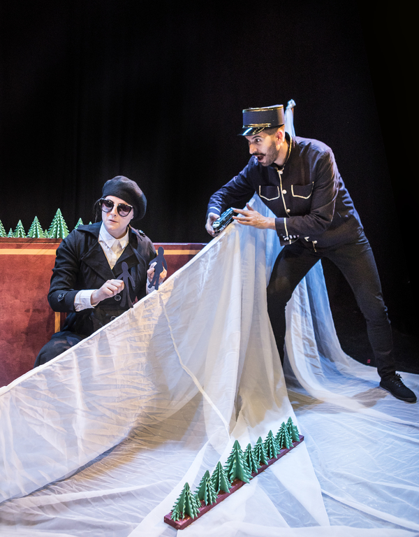 Photo Flash: First Look at CRIMES ON THE CHRISTMAS EXPRESS at Lichfield Garrick Theatre 