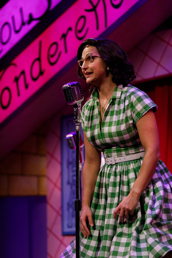 Photo Flash: First Look at THE MARVELOUS WONDERETTES: CAPS & GOWNS at Geva Theatre Center 