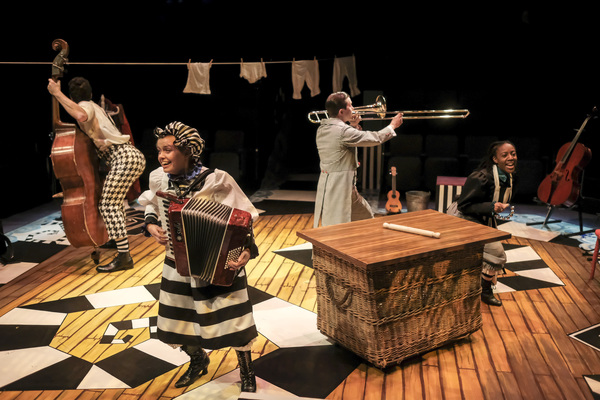 Photo Flash: First Look at A (SCARBOROUGH) CHRISTMAS CAROL at The Stephen Joseph Theatre Image