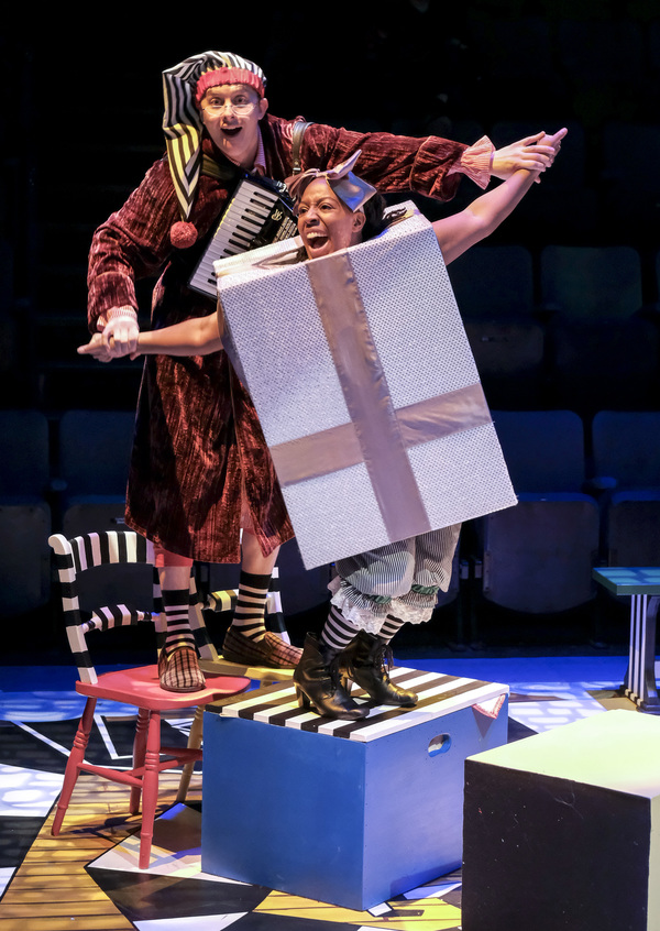 Photo Flash: First Look at A (SCARBOROUGH) CHRISTMAS CAROL at The Stephen Joseph Theatre Image