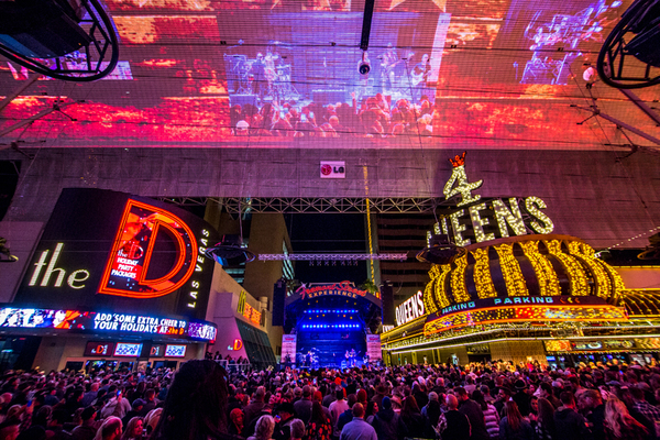 Photo Flash: Country Music Sensations Perform During DOWNTOWN HOEDOWN at Fremont Street Experience 