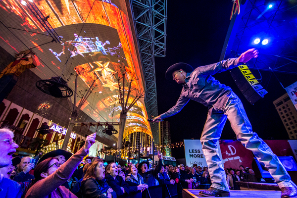 Photo Flash: Country Music Sensations Perform During DOWNTOWN HOEDOWN at Fremont Street Experience 