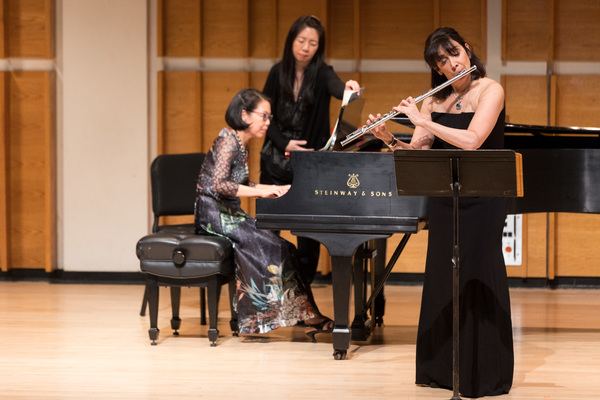 Photo Flash: PREFORMANCES WITH ALISON CHARNEY at Merkin Concert Hall Image