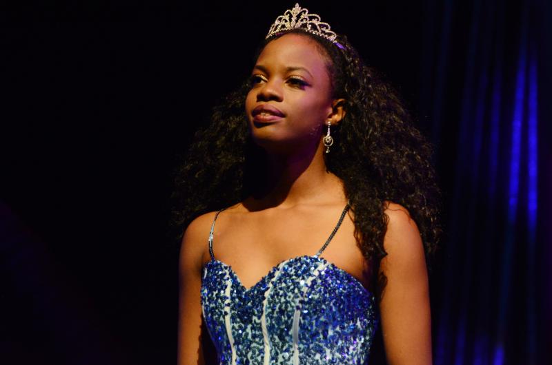 Review: CINDERELLA: AN OUTRAGEOUS FAIRY TALE at Birmingham Children's Theatre is Pure Magic Image