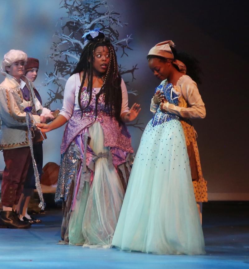 Review: CINDERELLA: AN OUTRAGEOUS FAIRY TALE at Birmingham Children's Theatre is Pure Magic Image