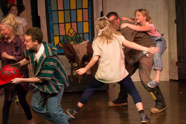 Photo Coverage: First Look at Worthington Community Theatre's THE BEST CHRISTMAS PAGEANT EVER Image