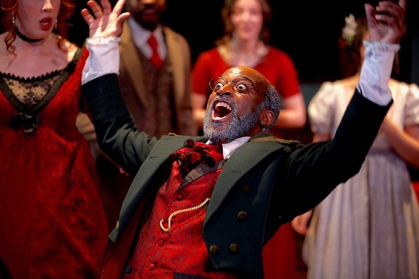 Photo Flash: First Look at Titan Theatre Company's A CHRISTMAS CAROL Image