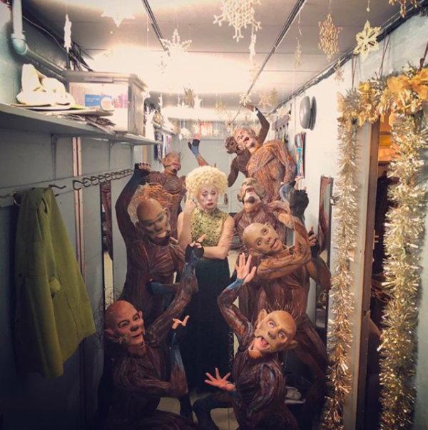 Photo Flash: Morrible Monkeys Around and More Saturday Intermission Pics! Image