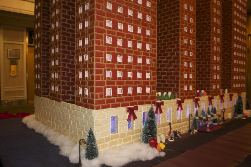 HILTON CHICAGO Displays Life-Size Gingerbread Hotel for the Holidays 