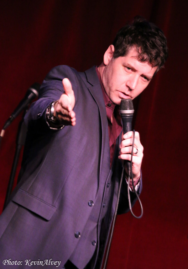Photo Flash: James Barbour Returns for 9th Annual Holiday Concert at Birdland Image
