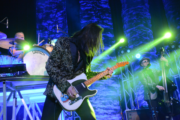 Photo Coverage: The Mavericks Play The Space at Westbury Image