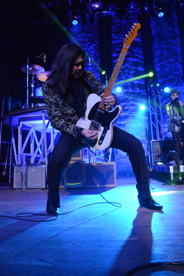Photo Coverage: The Mavericks Play The Space at Westbury Image