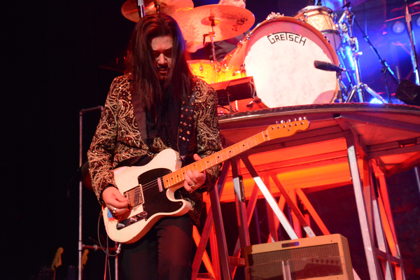 Photo Coverage: The Mavericks Play The Space at Westbury Image