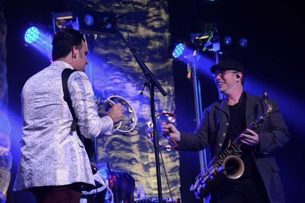 Photo Coverage: The Mavericks Play The Space at Westbury Image