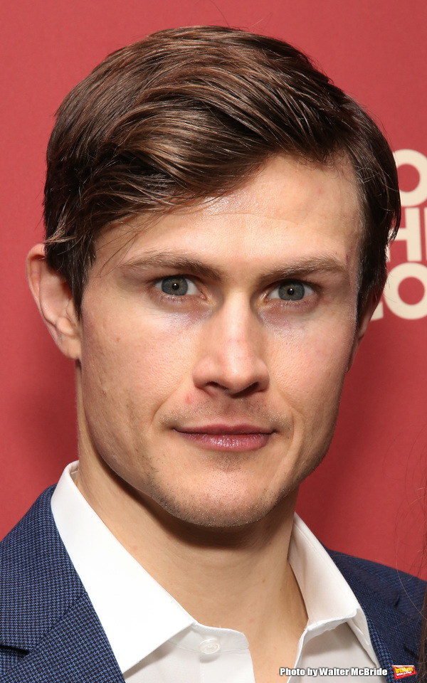 Photo Coverage: Maggie Gyllenhaal, Matthew Morrison & More Take Bows in Roundabout's DAMN YANKEES Benefit Concert! Image