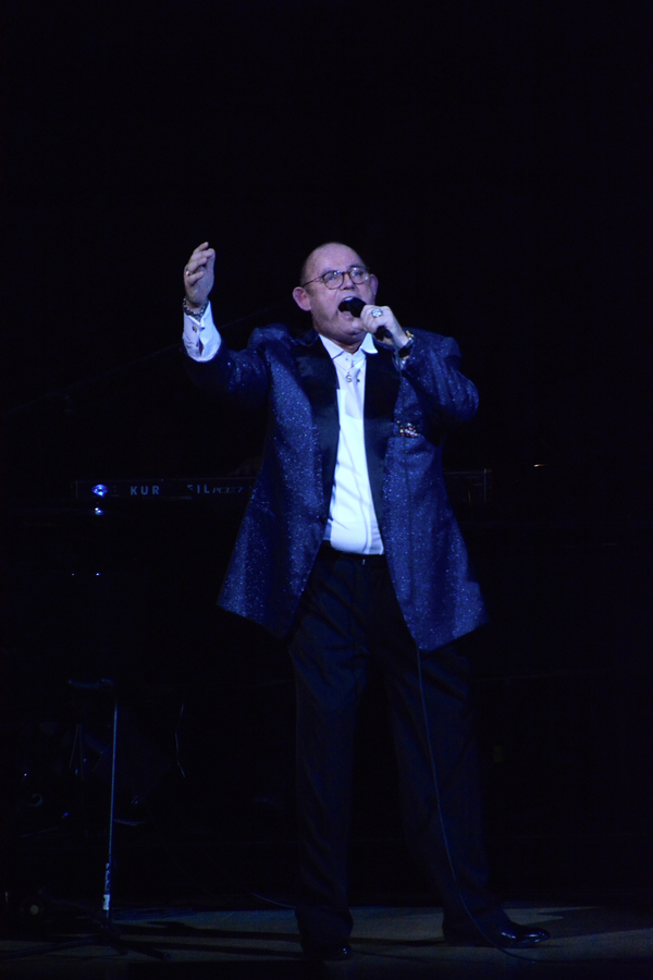 Photo Coverage: Andy Cooney Celebrates Christmas at Carnegie Hall Image