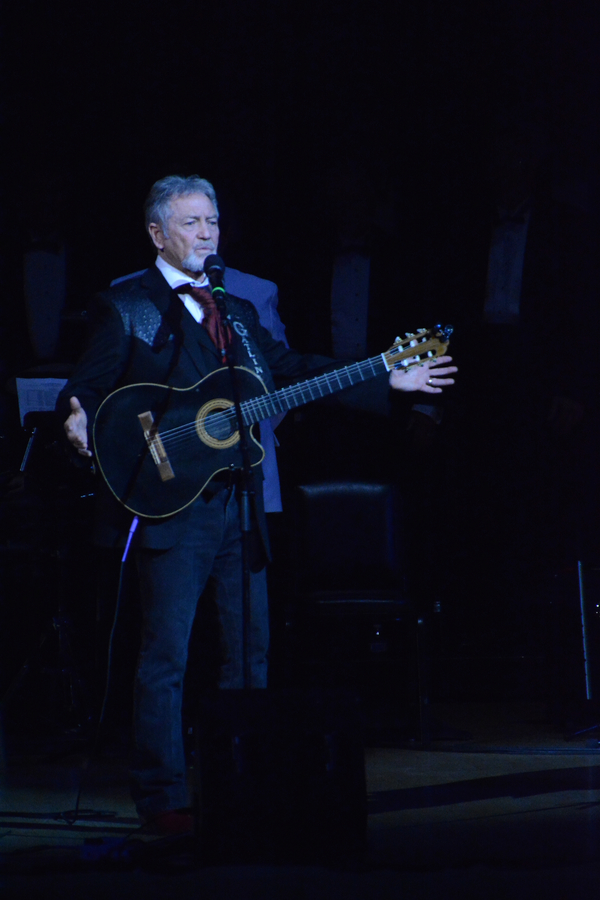 Photo Coverage: Andy Cooney Celebrates Christmas at Carnegie Hall Image