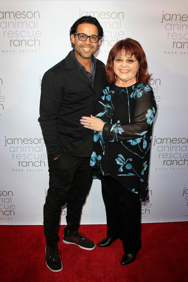 Photo Flash: Celebrities Come Out to Support Napa's Animals Image