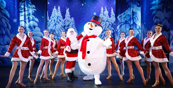 Review: CHRISTMAS WONDERLAND Bright Bold and Merry Thru Dec 17 Image