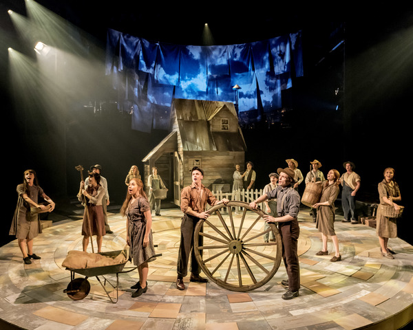 Photo Flash: First Look - Head Down the Yellow Brick Road with THE WIZARD OF OZ at the Crucible Theatre 