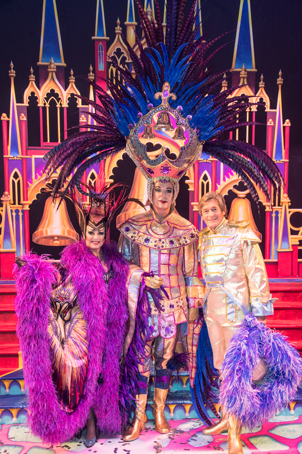 Photo Flash: Inside Opening Night of DICK WHITTINGTON at the London Palladium Image
