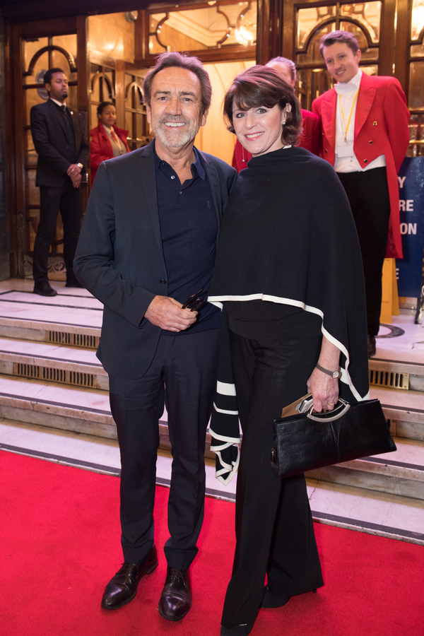 Robert Lindsay, Rosemarie Ford Photo