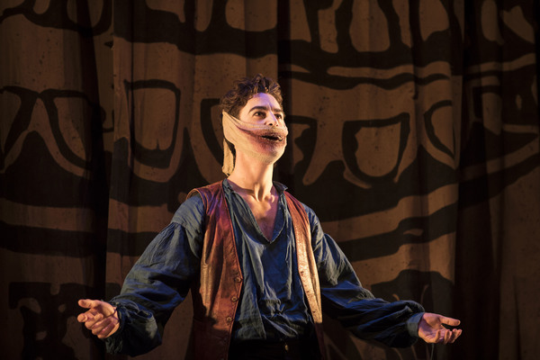 Photo Flash: First Look at THE GRINNING MAN Image