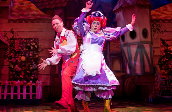 Photo Flash: Production Photos and Trailer Released for JACK AND THE BEANSTALK at Wolverhampton Grand Image