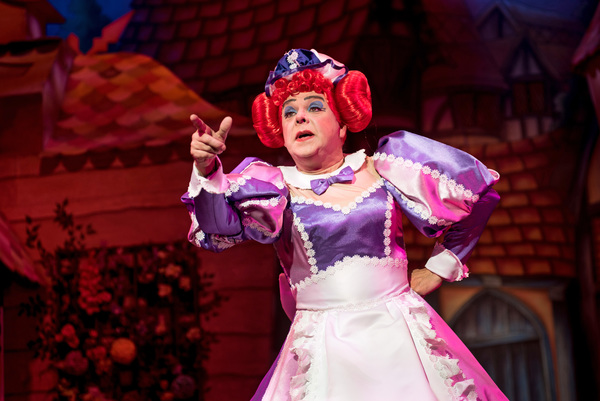 Photo Flash: Production Photos and Trailer Released for JACK AND THE BEANSTALK at Wolverhampton Grand 