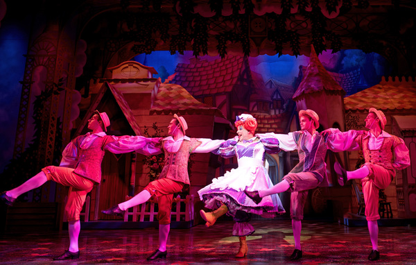 Photo Flash: Production Photos and Trailer Released for JACK AND THE BEANSTALK at Wolverhampton Grand Image