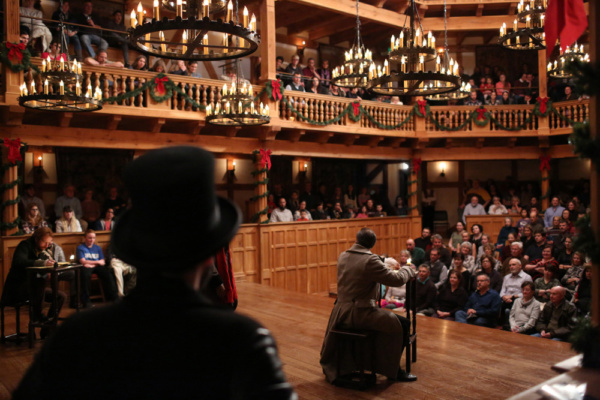 Photo Flash: First Look at A CHRISTMAS CAROL at the Blackfriars Playhouse Image