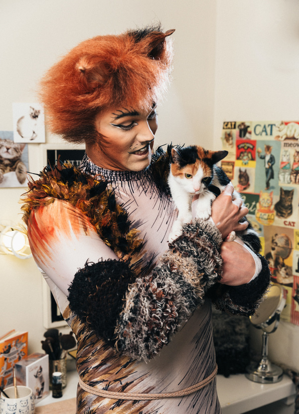 Photo Flash: Mamie Parris and the Cast of CATS Pose with Adorable, Adoptable Felines Image