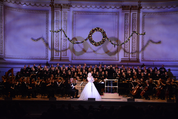 Photo Coverage: Megan Hilty Reunites with the New York Pops for THE MOST WONDERFUL TIME OF THE YEAR Image