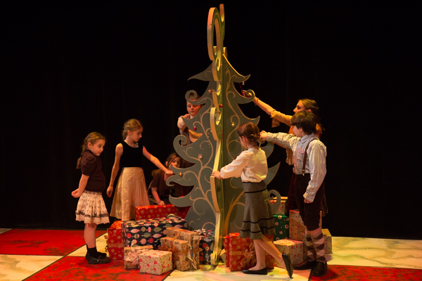 Photo Coverage: First Look at Grandview Carriage Place Players' Steampunk Wonderland Image