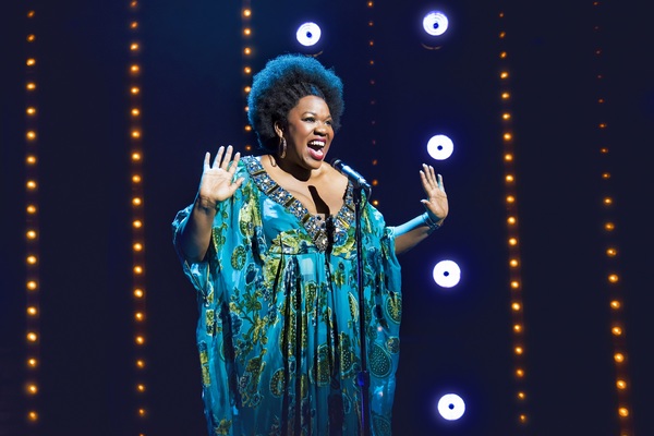 Photo Flash: DREAMGIRLS Celebrates New Cast and Two Years in West End Image