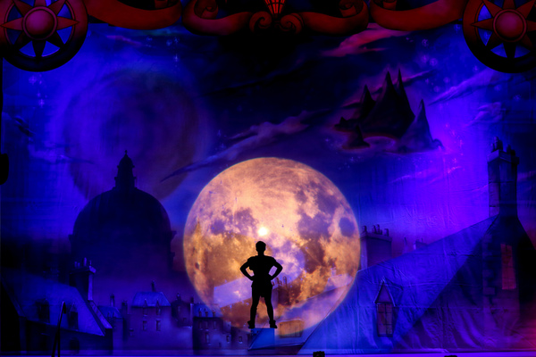 Photo Flash: Peter Pan, Wendy, Captain Hook, Tinker Bell, Smee And Tiger Lily Arrive In San Diego! Image