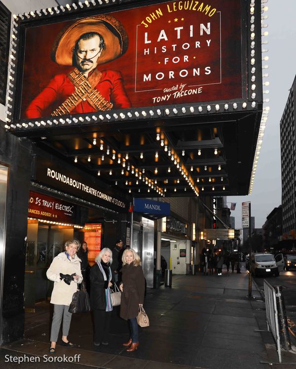 Photo Coverage: John Leguizamo Starts With A Clean Slate Of Laughs For Every Performance Image