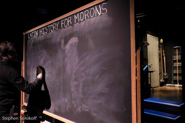 Photo Coverage: John Leguizamo Starts With A Clean Slate Of Laughs For Every Performance Image