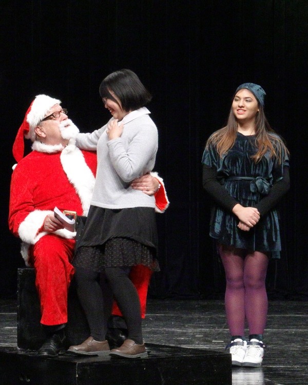 Photo Flash: Charity Readers Theatre's MIRACLE ON 34TH STREET 